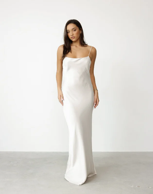 Mega Sale Aspen Maxi Dress (Oyster)