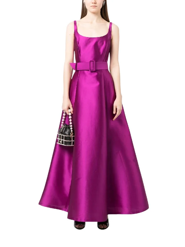 Discount Days Kruse Gown With Belt In Magenta