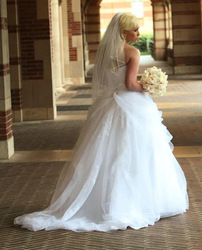 Discount Extravaganza David's Bridal David's Bridal Tulle Ball Gown With Lace-up Back A