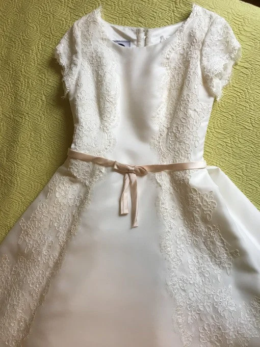 YEAR-End Sale Other 2BE for Kleinfeld Daina Cap Sleeve