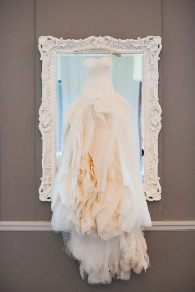 Flash Sale Vera Wang Diana