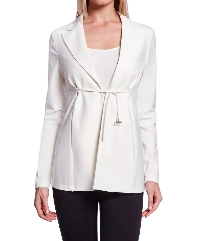 YEAR-End Sale Extreme Blazer In White