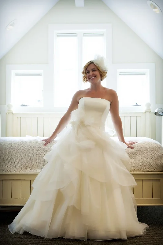 Final Clearance Vera Wang Erin