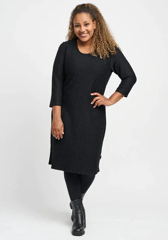 Can't Be Beat Pont Neuf Textured Knee Length Dress, Black