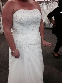 Unmissable Offer David's Bridal Ven/WG3483/Ivory