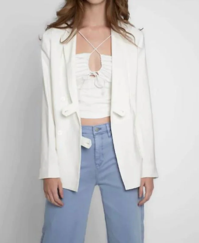 Bargain Blast White Feather Crepe Blazer