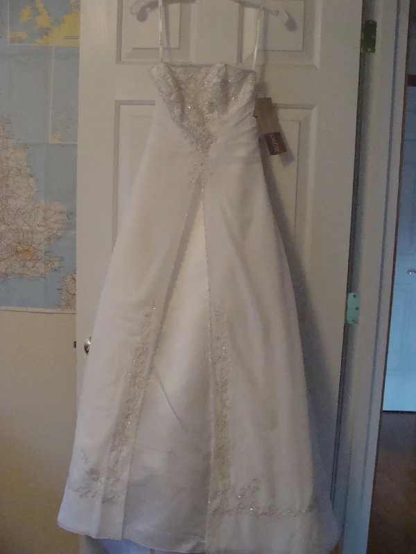 Don’t Miss Out David's Bridal David's Bridal