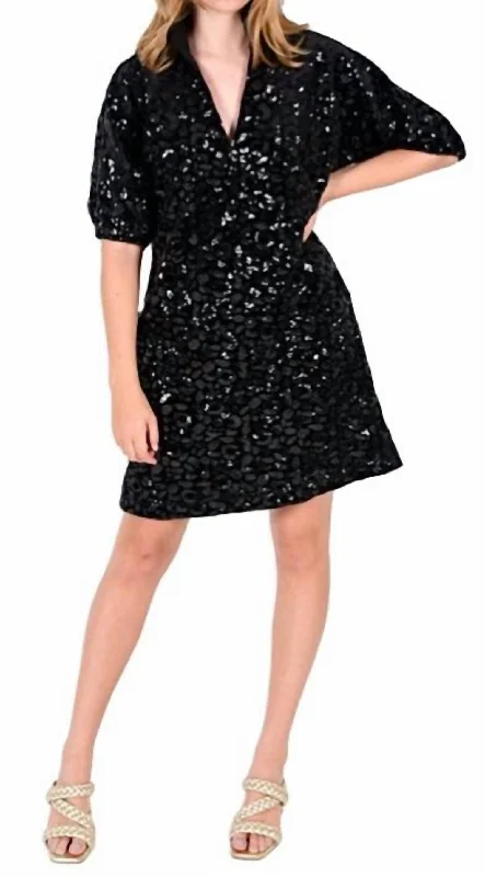 Deal Dash Poppy Sequin Velvet Dress In Black