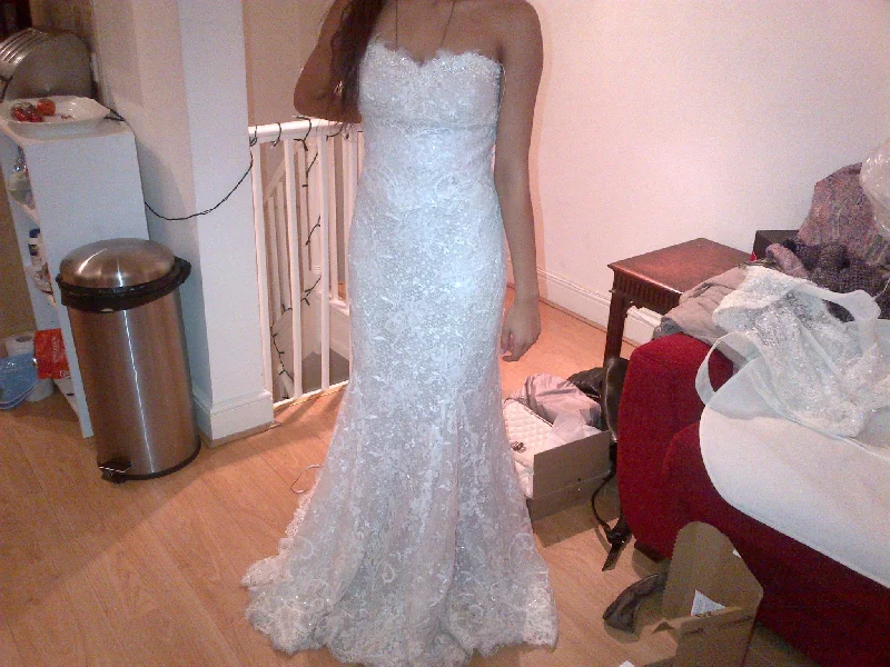 Midnight Sale Pronovias Ermita