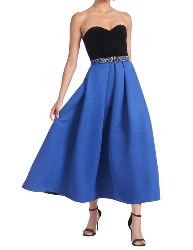 Super Bargain Siobhan Gown In Black/cobalt