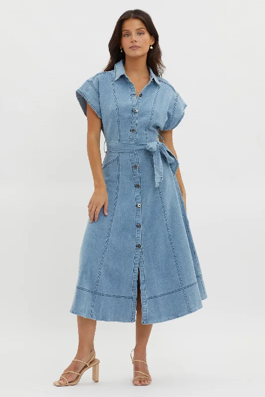 Savings Galore Laureen Short Sleeve Midi Dress Denim Blue