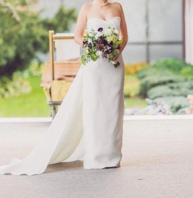 Deal Mania Monique Lhuillier Portia in Ivory