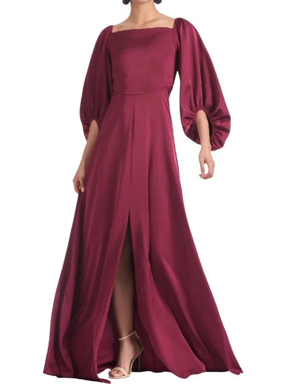 Act Now Bryant Gown In Garnet