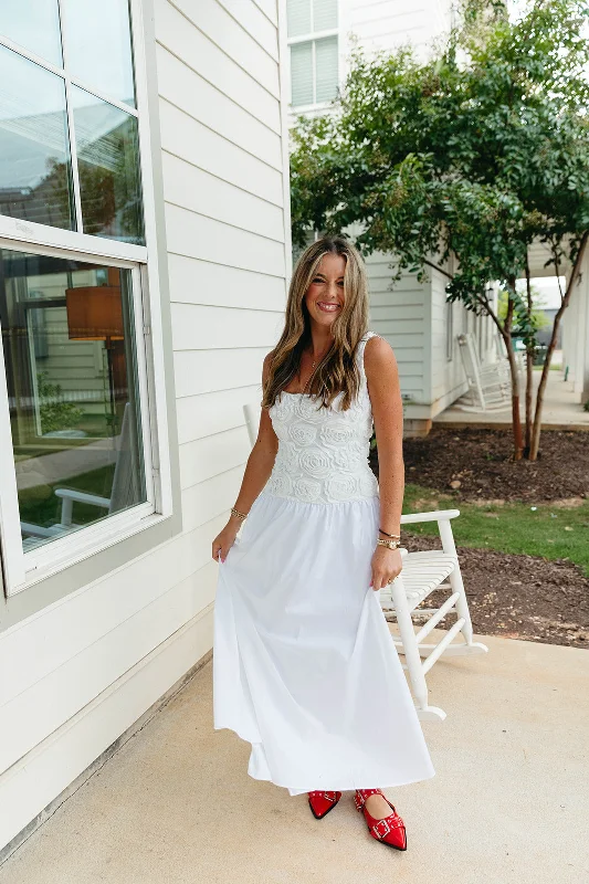 Final Markdown Bradshaw Maxi Dress - Rosette Mesh White