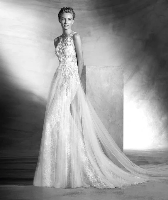 Don't Wait Pronovias Vintage